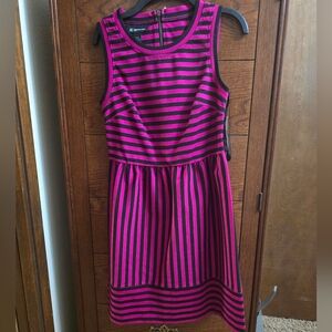 NEW- INC petite fuchsia and black striped summer dress.